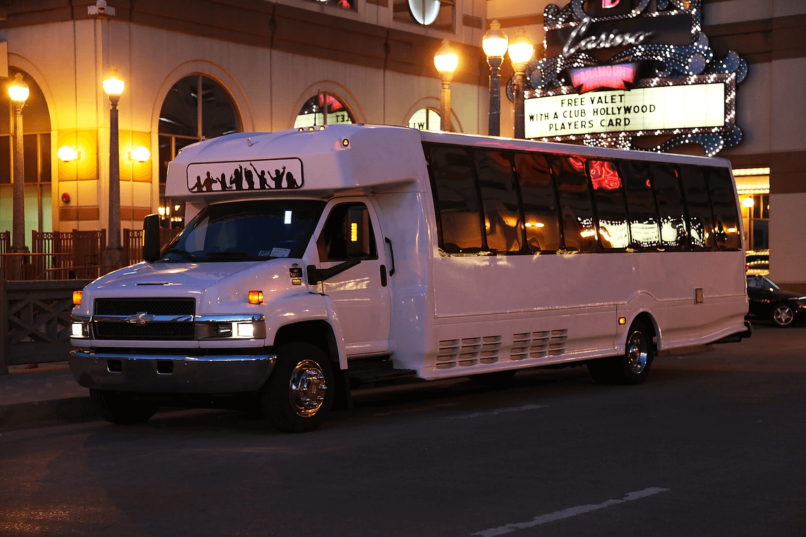 Our Luxury Party Limo Buses In Chicago Il And Its Suburbs